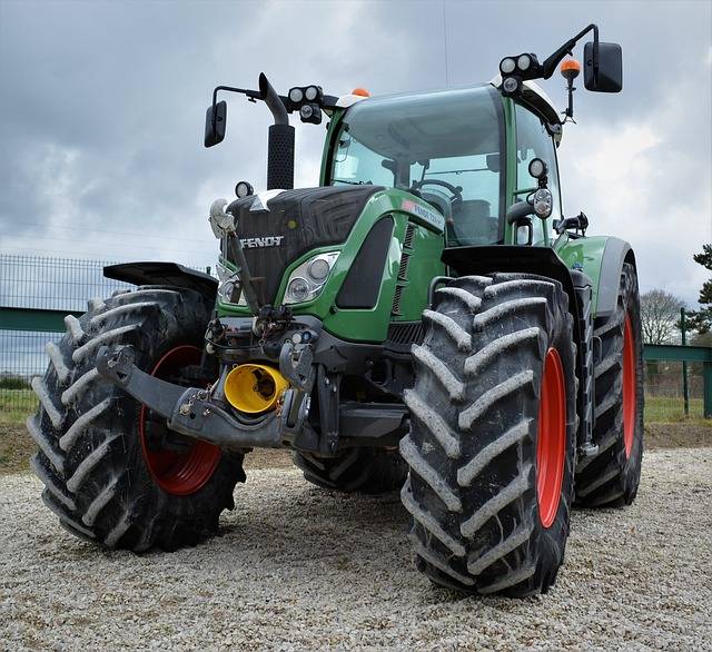 contrôles réguliers pour prévenir les pannes mécaniques matériel agricole